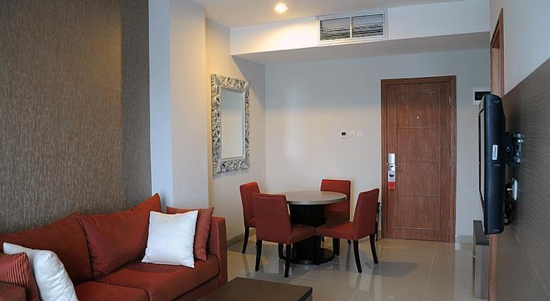 Lorin New Kuta Hotel Pecatu Buitenkant foto